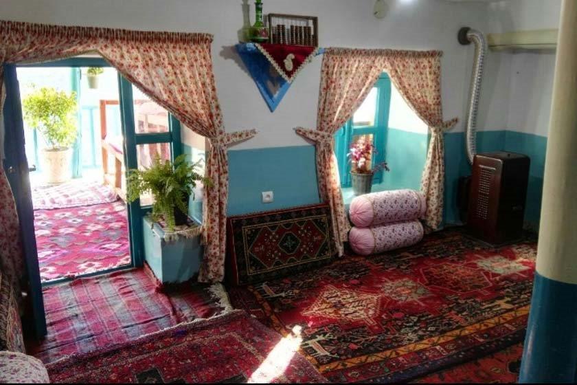 اقامتگاه بوم گردی روژ سنندج-LPDm60HrFd