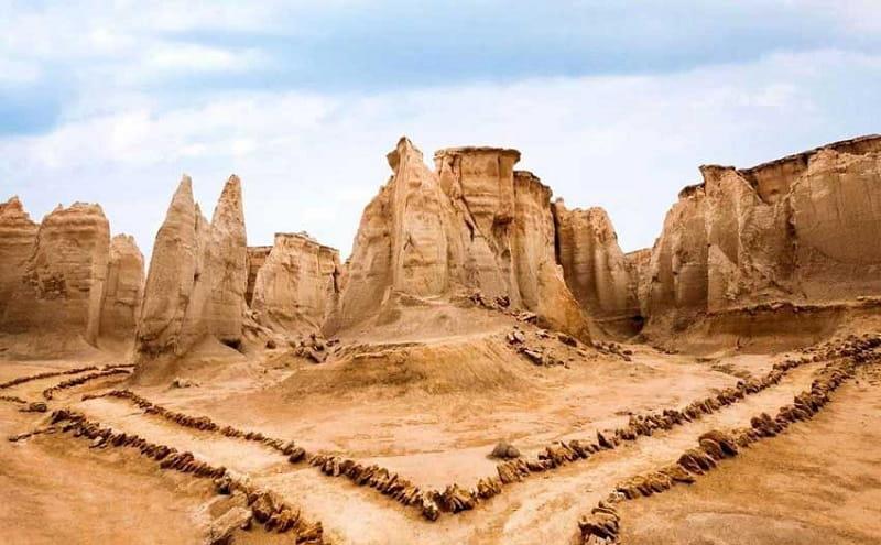 دره تندیس ها-LXrgM5OvoS