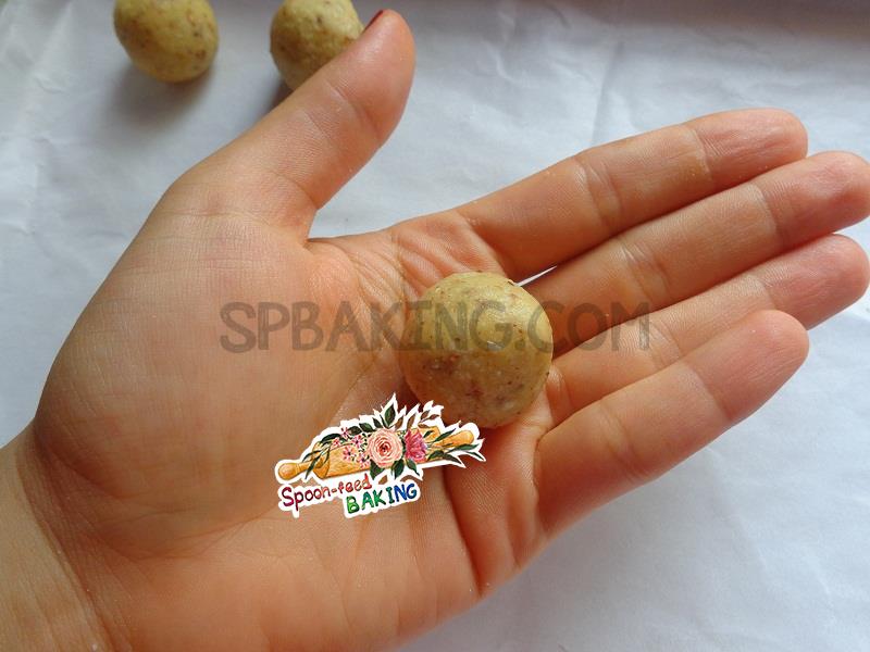 آیا حاجی بادام چاق كننده است-Le9FJBxP2j