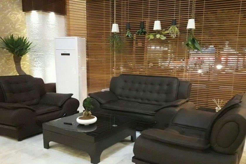 هتل آپارتمان آرش قشم-MOc7foUAnC