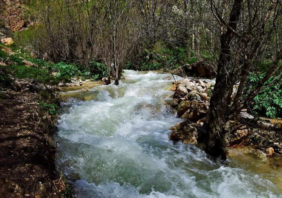 آبشار نره گر اسبو-MeQGAAvFbi