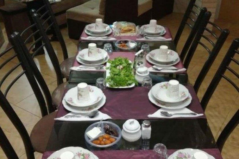 مهمانسرای ایده آل اردبیل-MqGM1E60JZ