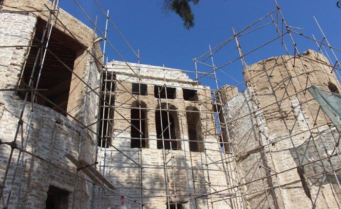 عمارت ملك بوشهر، اثر ملی در تصرف بی سرپناهان-N2mOVledi9
