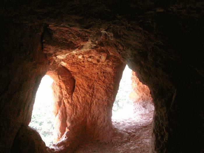 غارهای تاریخی بینه لر-NI8CZFhixe