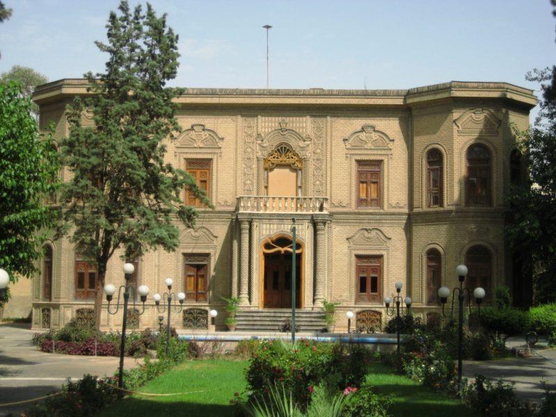 موزه آبگینه-NeddIyGgaH