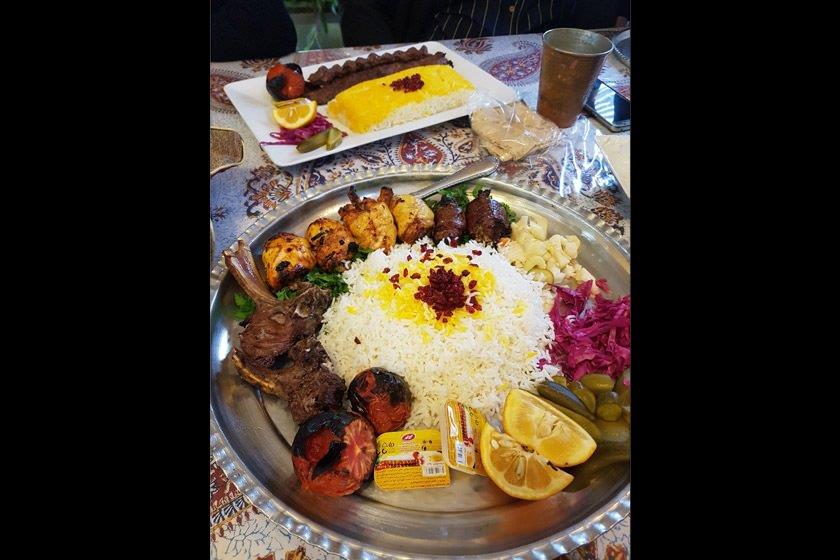 رستوران دارچین سمنان-NqncmajLOI