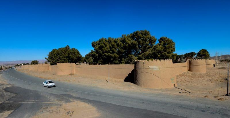 باغ و عمارت مود-O4XgmUv76l