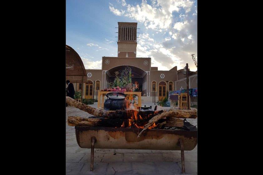 اقامتگاه بوم گردی بابا خداداد یزد-OoRhUbv6iA