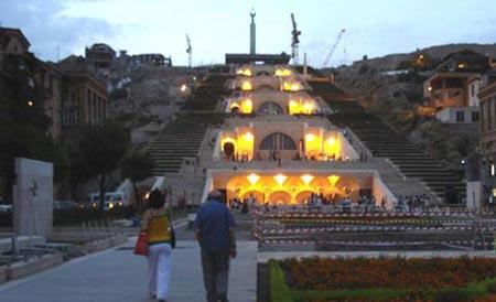 تابستانی جذاب و دیدنی در گرجستان و ارمنستان-OvXJZOohcQ