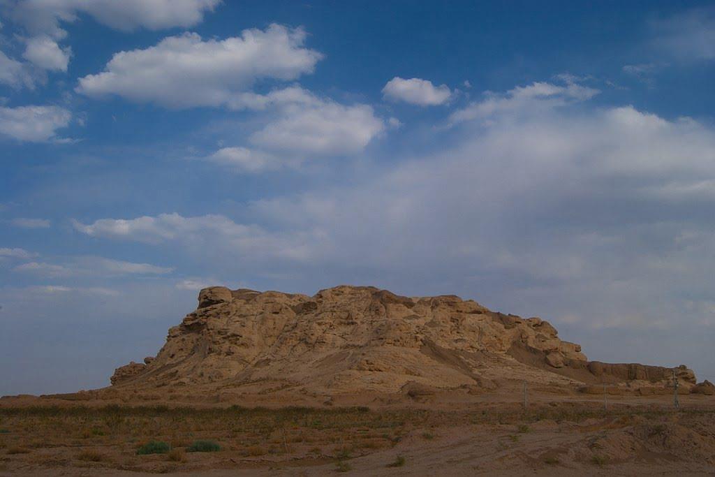قلعه سنگی سیرجان-PMrtU5P8g9