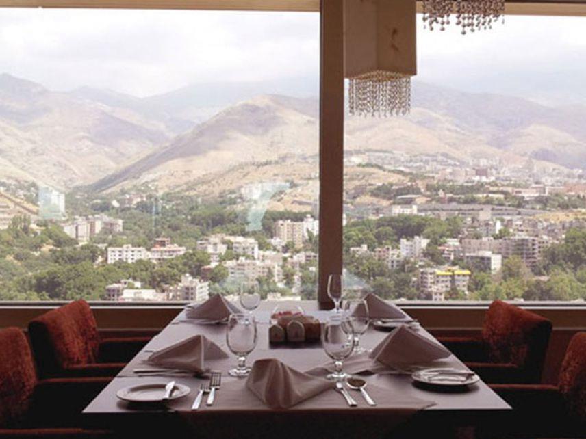 هتل پارسیان آزادی تهران-Pr2HmLYk74