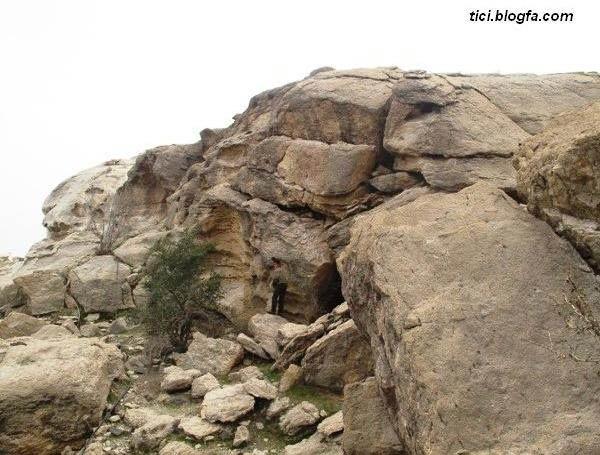 غار شعیب-QFucC5mFZx