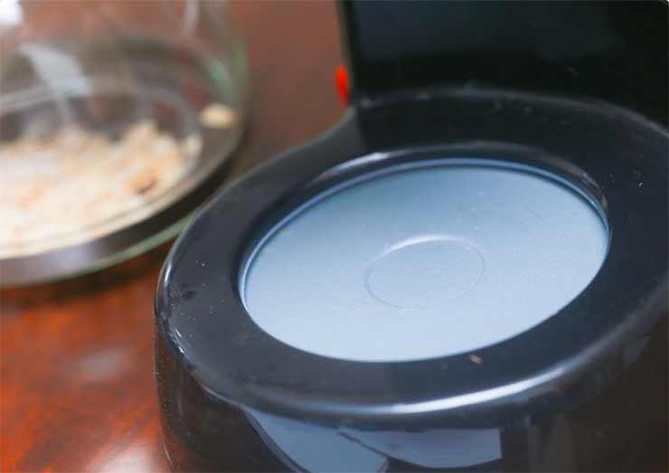 چگونه در اتاق هتل غذا درست كنیم-QQD320gGUk