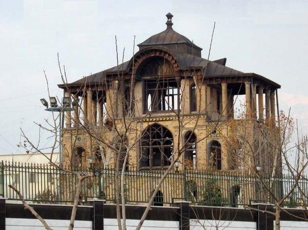 عمارت كلاه فرنگی عشرت آباد-QS8bhOIoo2