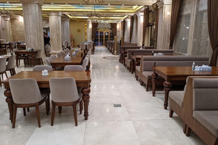 رستوران سپیدار شاندیز رشت-QfYEOHMFuG