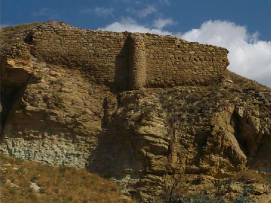 قلعه سن سارود-Qq1PsUqJVi