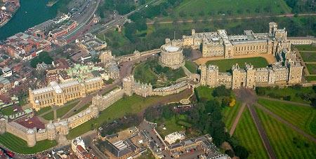 قلعه ویندسور (Windsor Castle) در انگلستان-Qsp3AYbDC8
