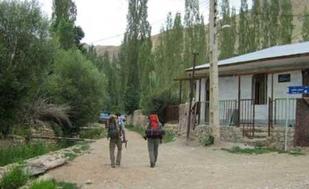 روستای لَزور-RhToLnmIIt