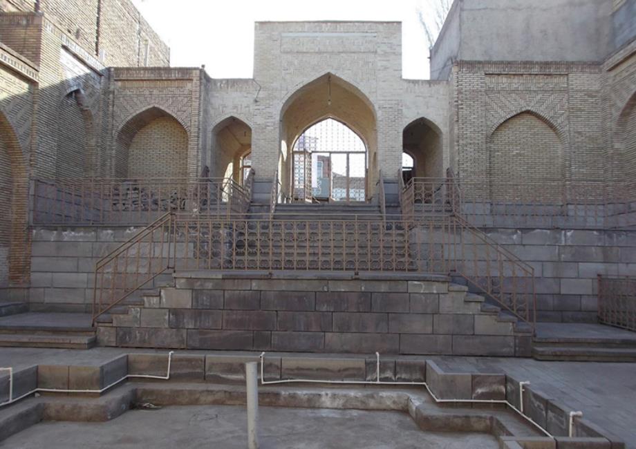 مسجد جامع سراب: اثری تاریخی با محراب ۵۰۰ ساله در آذربایجان-RxDqmLGVOT