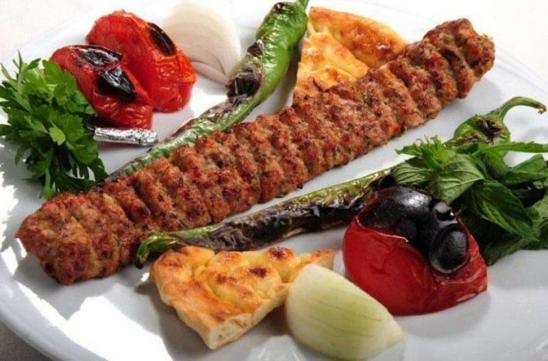 رستوران سنتی ماندگار تهران-SazmdUxXuo