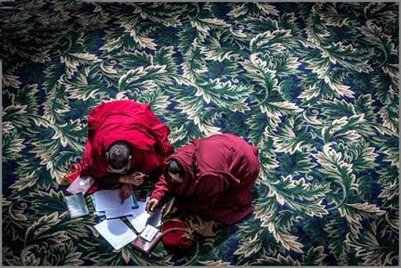 تصاویری از بزرگترین مدرسه بودایی در جهان-ScW9bw9iiw