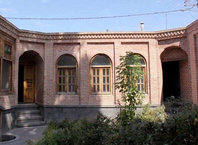میدان سرچشمه اردبیل-SeR70gPory