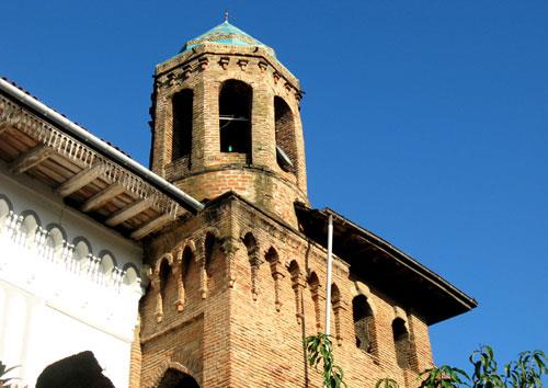 مسجد اكبریه-SkGi6y58sg