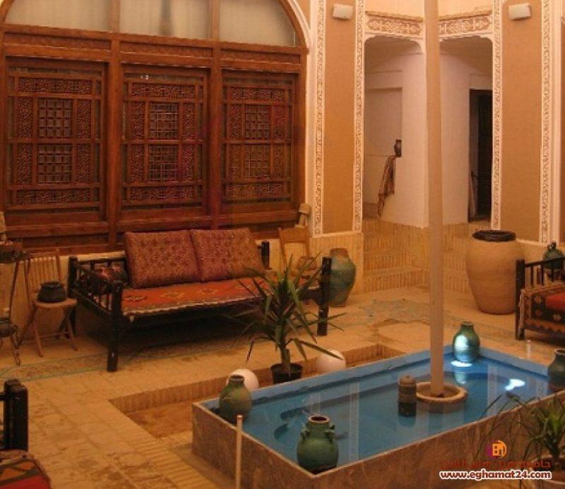 هتل تاریخی لب خندق یزد-TVg4FVcL9E