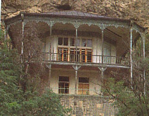 عمارت كلاه فرنگی ماكو-TbgSM5wKBK