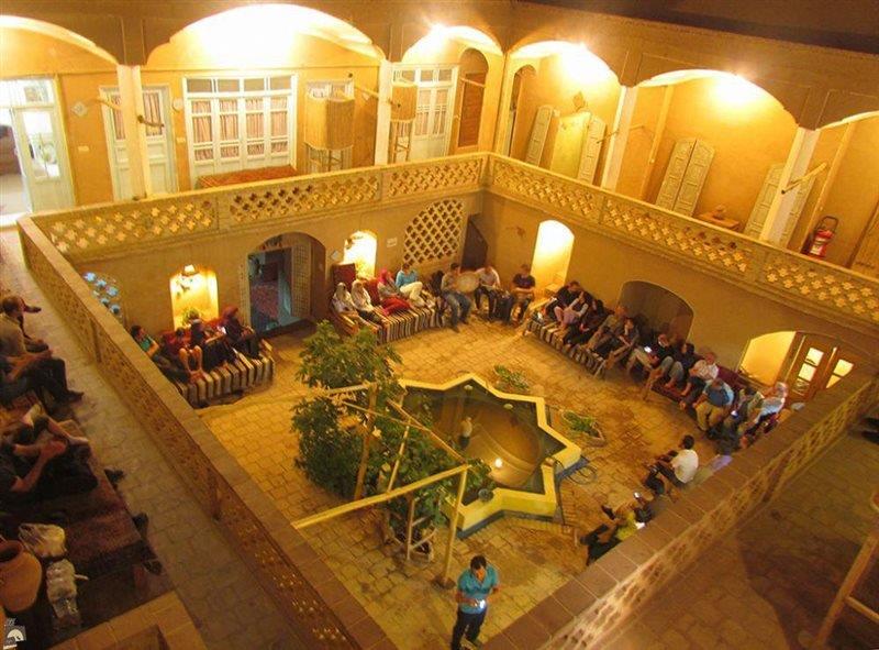 اقامتگاه بومگردی خانه نقلی كاشان-TeB24Q6qxz