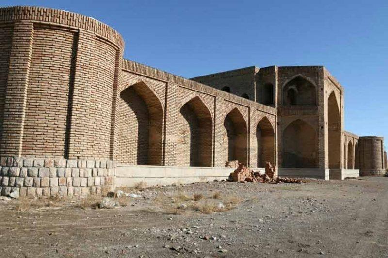 كاروانسرای جمال آباد میانه-TrNjl7S33j