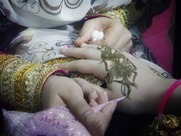 هنر نقاشی با حنا در جنوب ایران بویژه جزیره قشم-TvNe0CMX6J