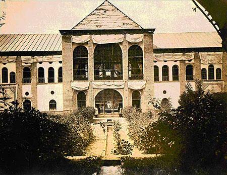 تاریخچه كاخ صاحبقرانیه-Tw0EB9Hb8m