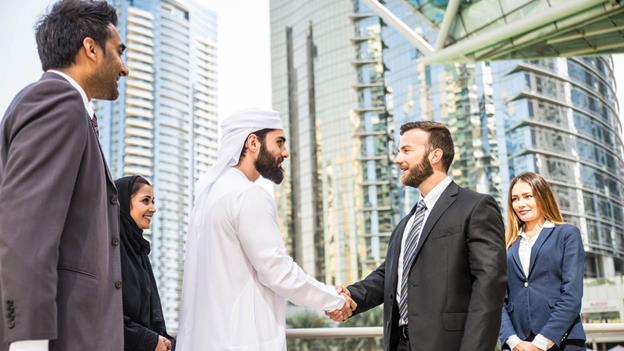 ویزای كاری امارات؛ چطور اقامت كاری دبی را به‌دست آوریم؟