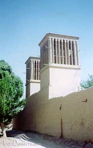 باغ روآب-UEC5WKSFSj