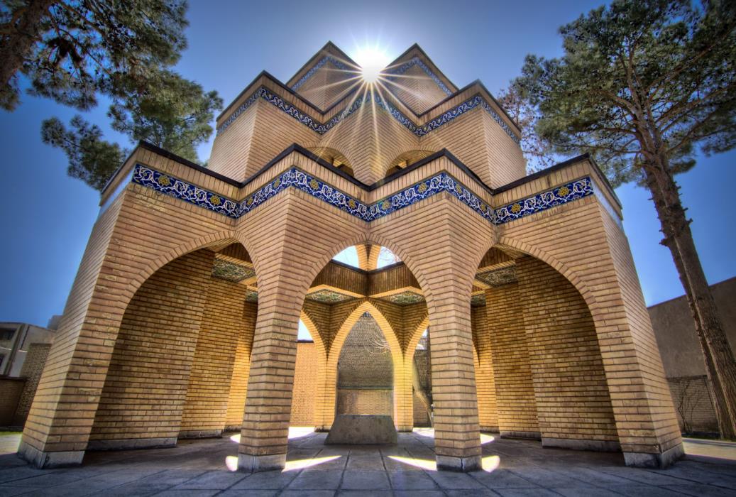 بنای یادبود ملاحسین كاشفی-UjmokCyemp