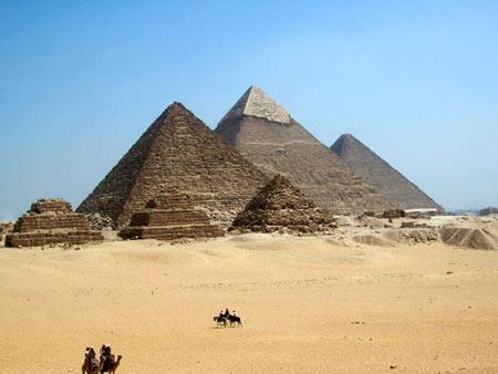 با اهرام جیزه در مصر آشنا شوید-Uqg6aQyd0w