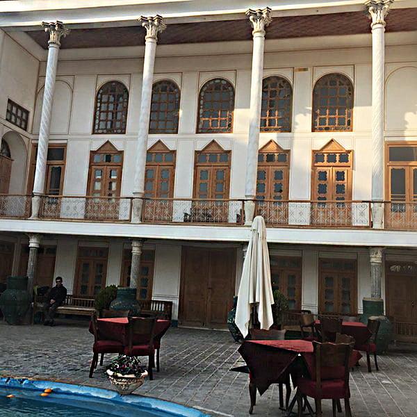 عمارت روغنی بوشهر-V63INKd3tf