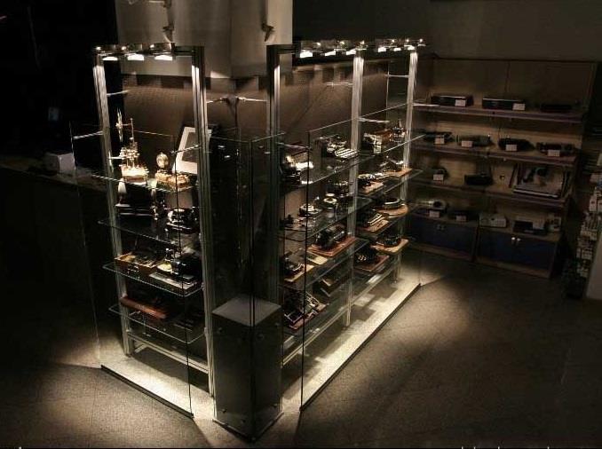 موزه ماشین های اداری سفیر تهران-VMimnTj42z