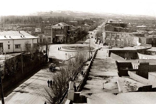 میدان سرچشمه اردبیل-VSrDIWZ3kY