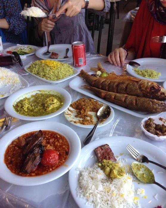 رستوران آبادگران نمك آبرود-ViIcOf980b