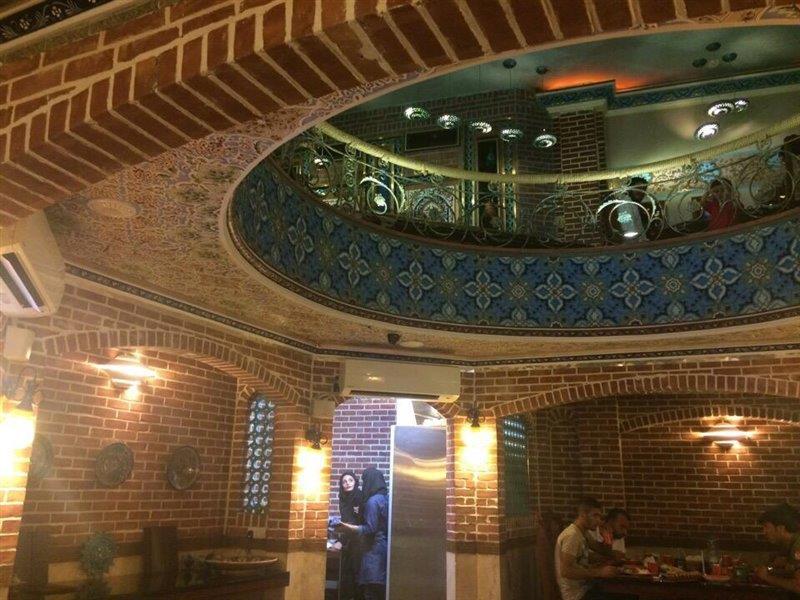 سفره خانه سنتی خانات تهران-Vx7PCF7oVH