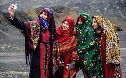 فلسفه نقوش در لباس محلی قوم تركمن-WDnw8p5XD9