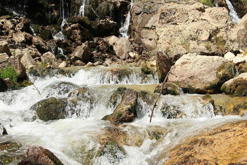 آبشار نره گر اسبو-WPyWSMg7Yh