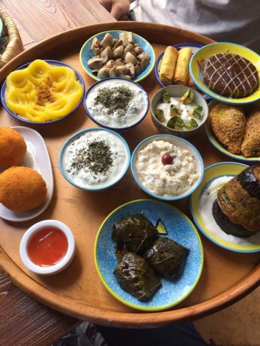 بهترین رستورانهای شیراز-WjweP6sYLK