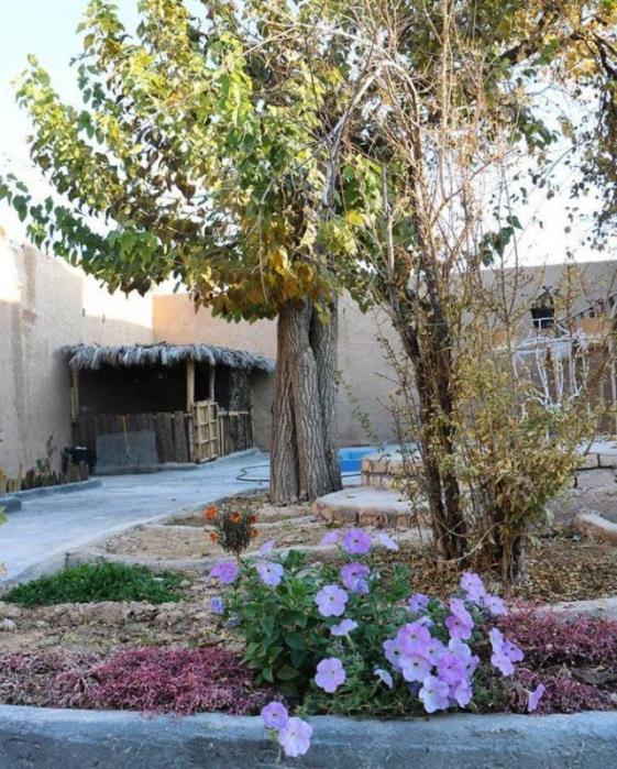 اقامتگاه بومگردی پسینا-WueEJaEwvQ