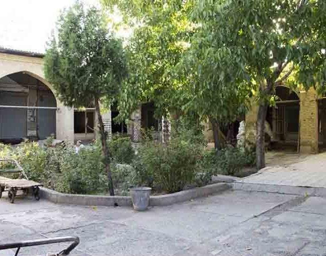 سرای بهجت زنجان-Wv0zQuNrFW