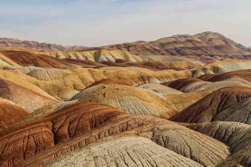 تپه های رنگی اشتهارد-XlOt45qABe
