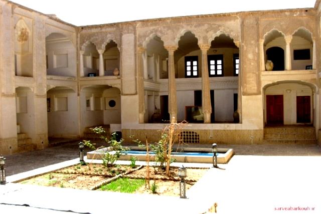خانه صولت ( موزه مردم شناسی ابركوه )-XsmFZRegyC