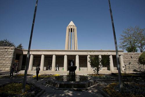 آرامگاه بوعلی سینا همدان استان همدان, همدان-XyEr0ZLppf